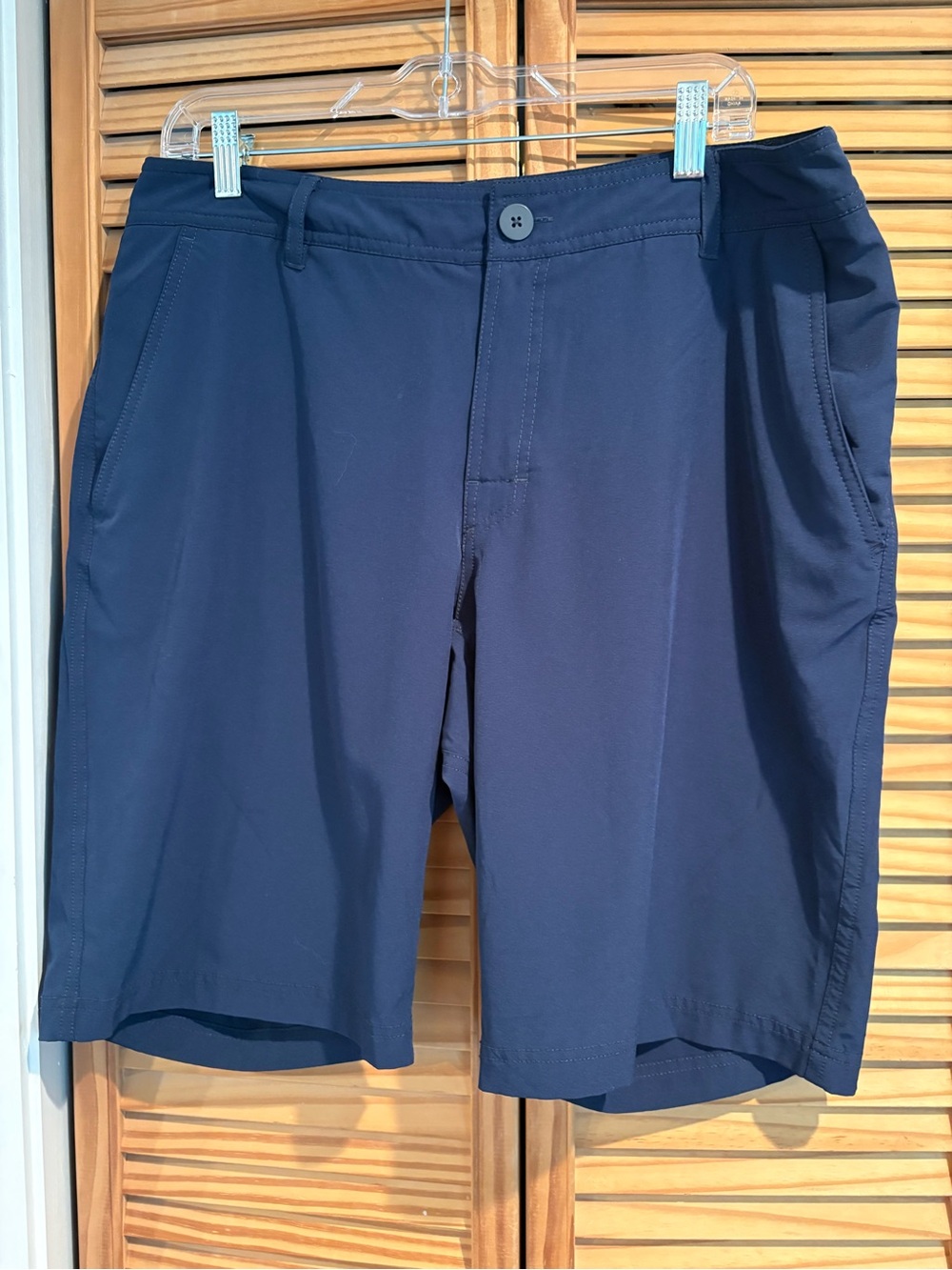 Eastern Mountain Sports Men's Navy Flat-Front Performance Shorts Activewear
